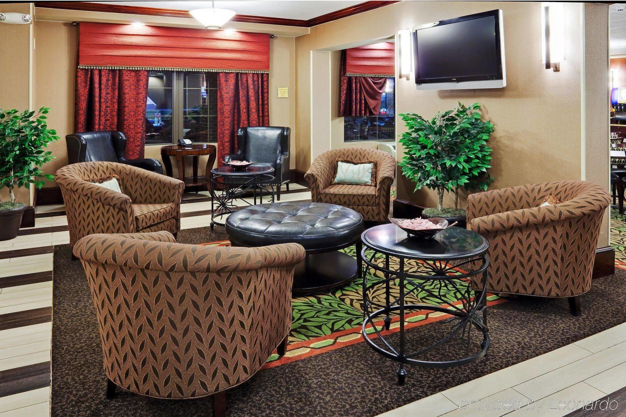 Express East By Ihg 3* Harrisburg